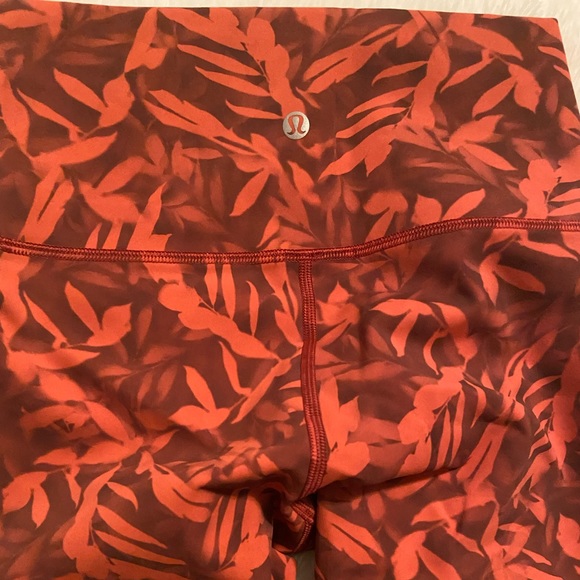 Lululemon Wunder Under High Rise Leggings 25" - Picture 4 of 12